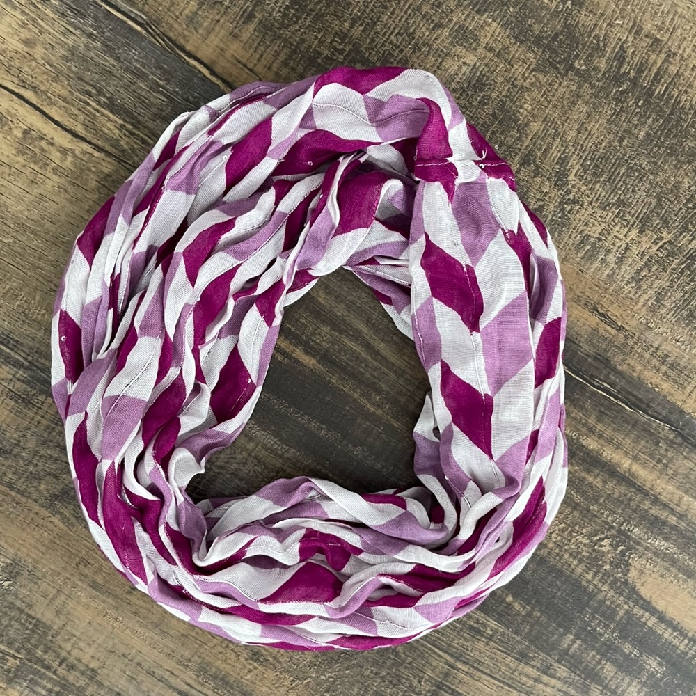 Fun pink/purple infinity scarf